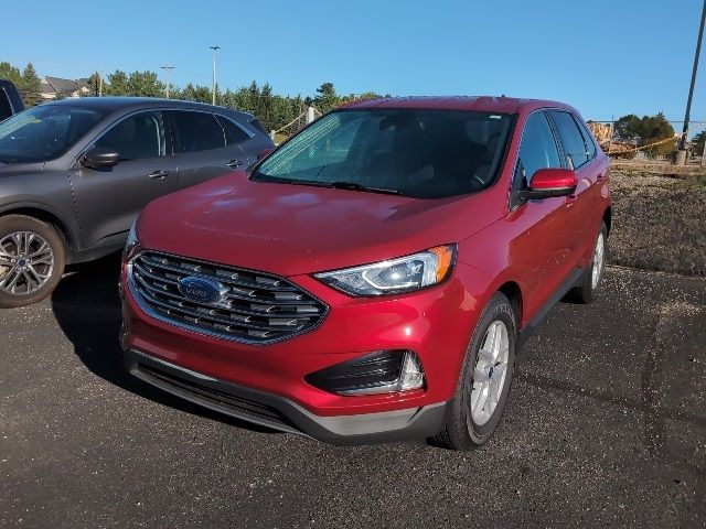 2021 Ford Edge 