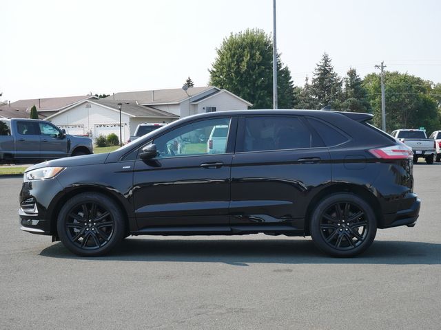 2021 Ford Edge 