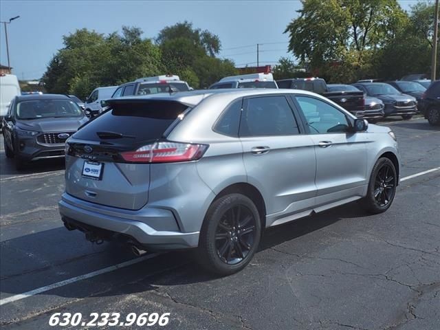 2021 Ford Edge 