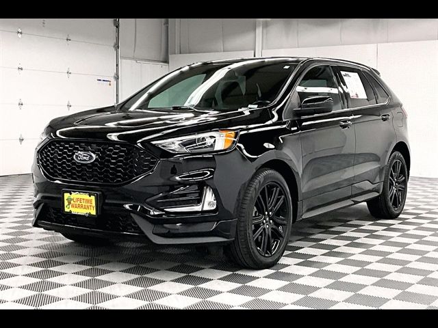 2021 Ford Edge 