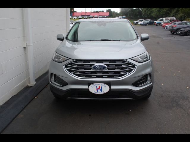 2021 Ford Edge 