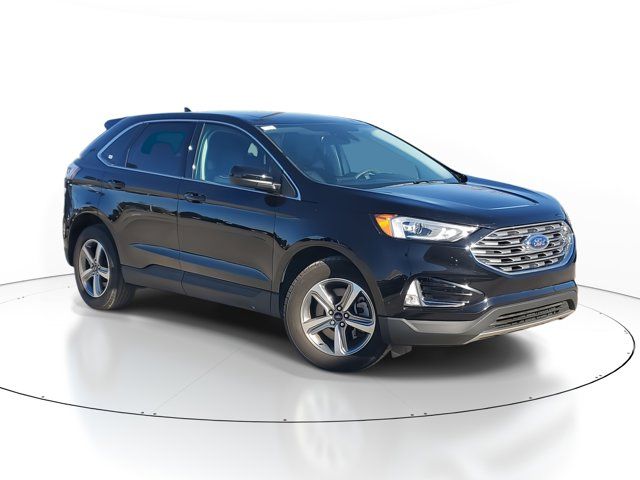 2021 Ford Edge 