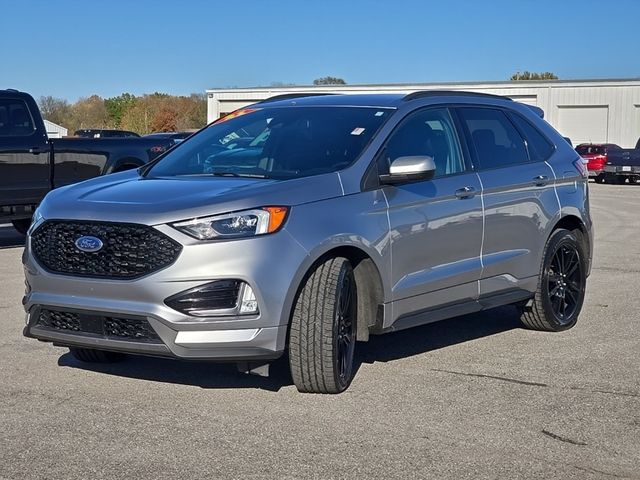 2021 Ford Edge 