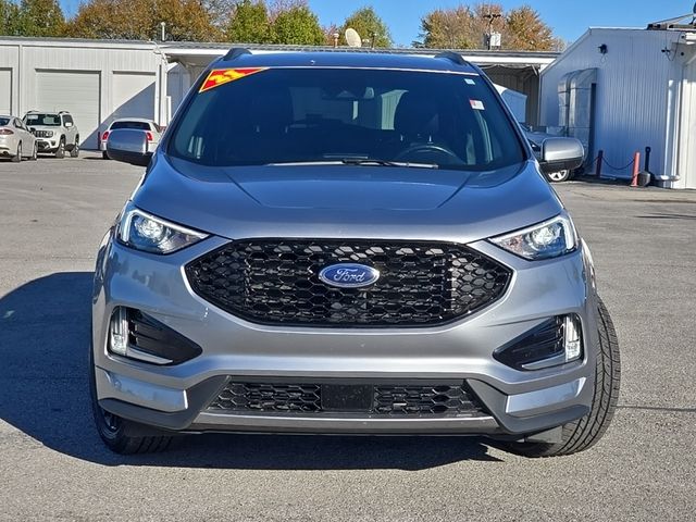 2021 Ford Edge 