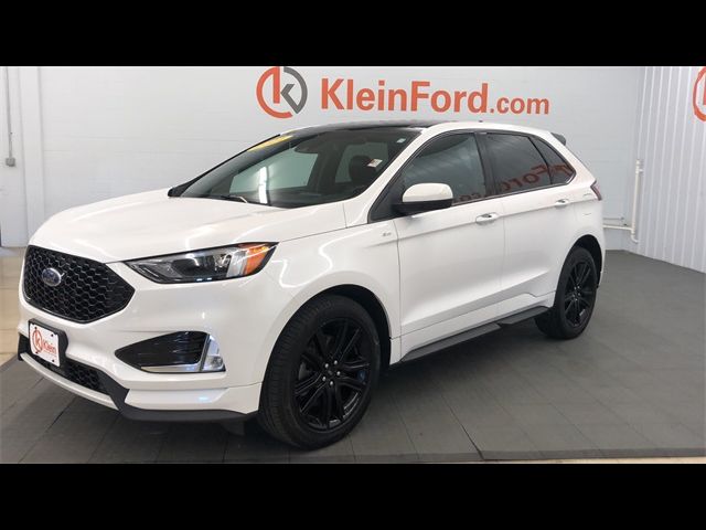 2021 Ford Edge 