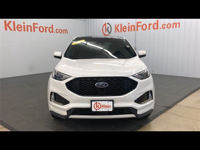 2021 Ford Edge 