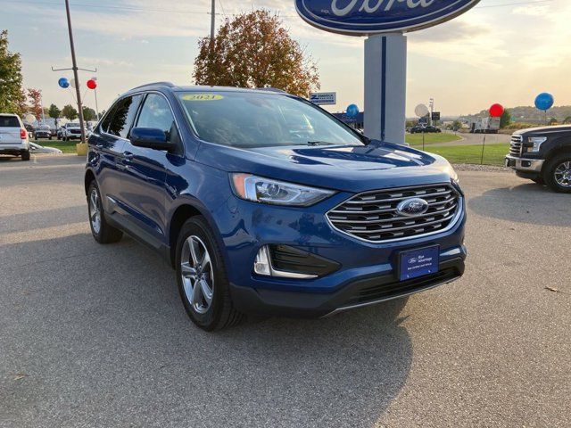 2021 Ford Edge 