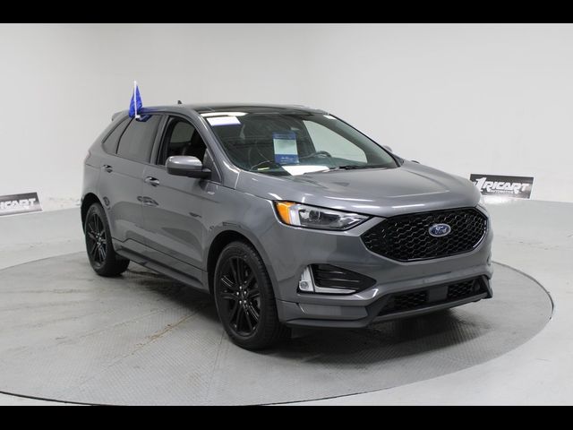 2021 Ford Edge 