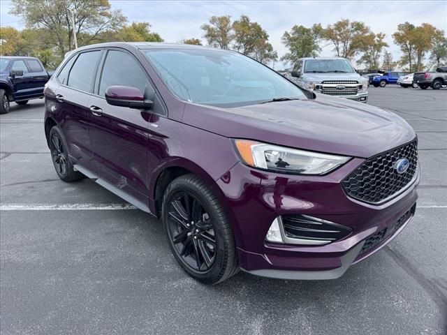 2021 Ford Edge 