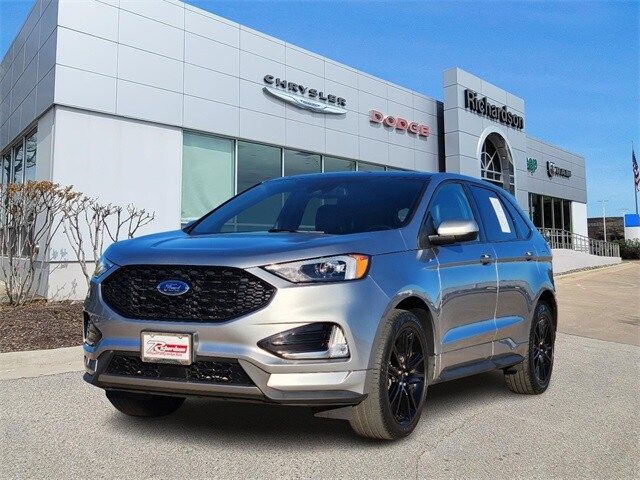 2021 Ford Edge 