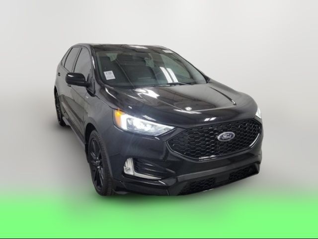 2021 Ford Edge 