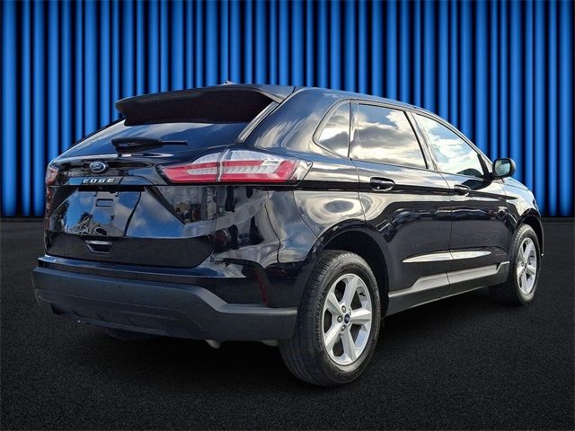 2021 Ford Edge SE