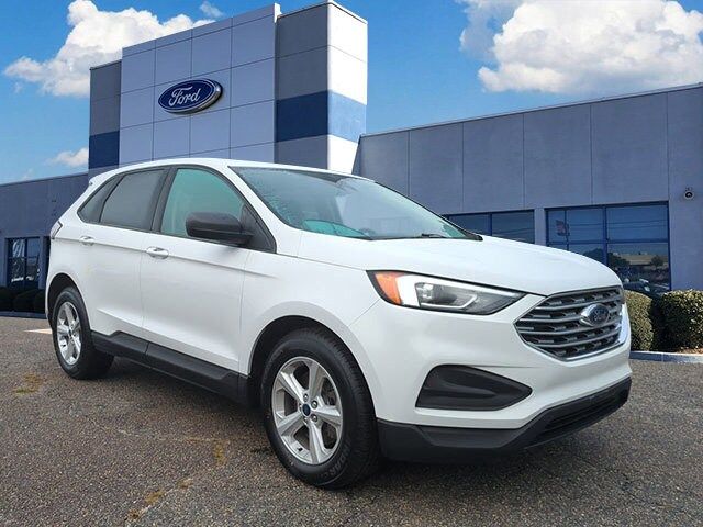 2021 Ford Edge SE