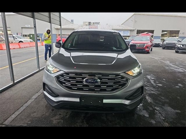 2021 Ford Edge SE