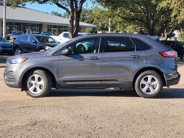 2021 Ford Edge SE