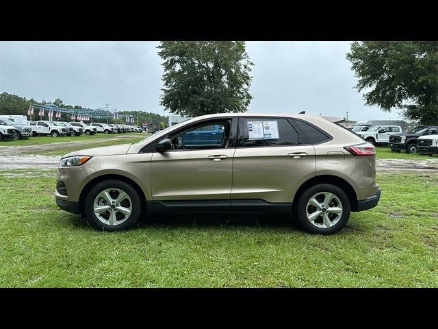 2021 Ford Edge SE