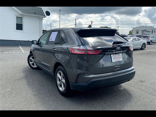 2021 Ford Edge SE