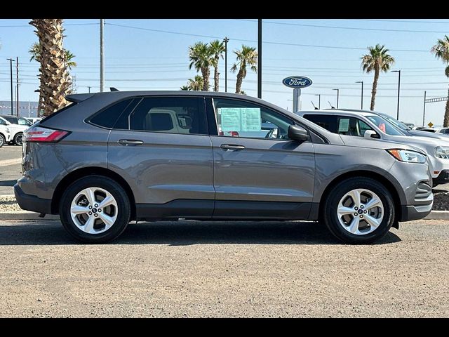 2021 Ford Edge SE