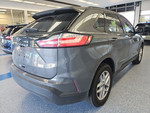 2021 Ford Edge SE