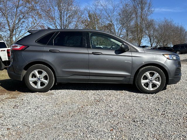 2021 Ford Edge SE