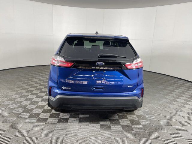 2021 Ford Edge SE