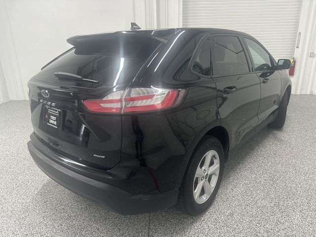 2021 Ford Edge SE