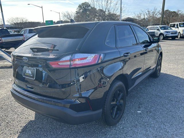 2021 Ford Edge SE