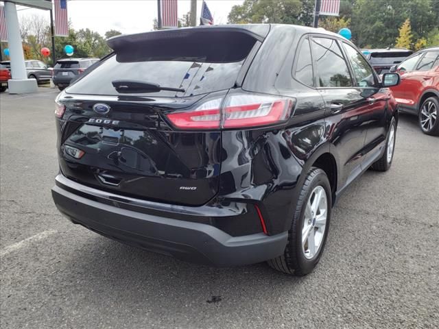 2021 Ford Edge SE