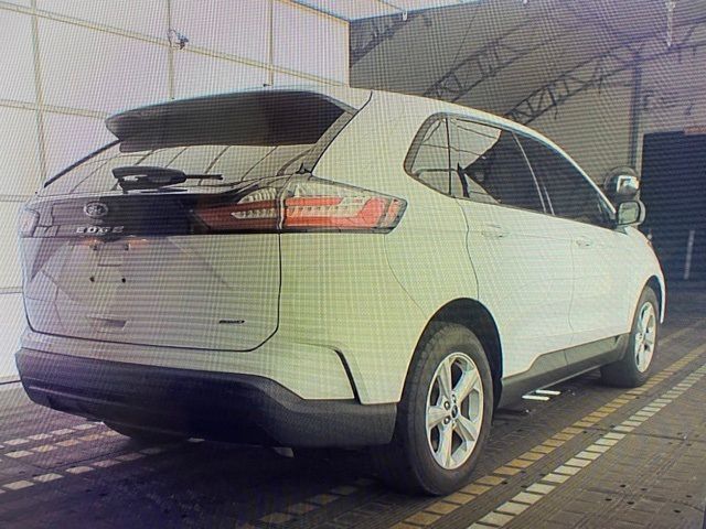 2021 Ford Edge SE