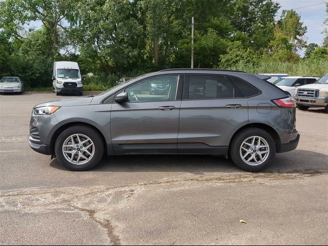 2021 Ford Edge SE