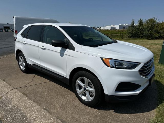 2021 Ford Edge SE