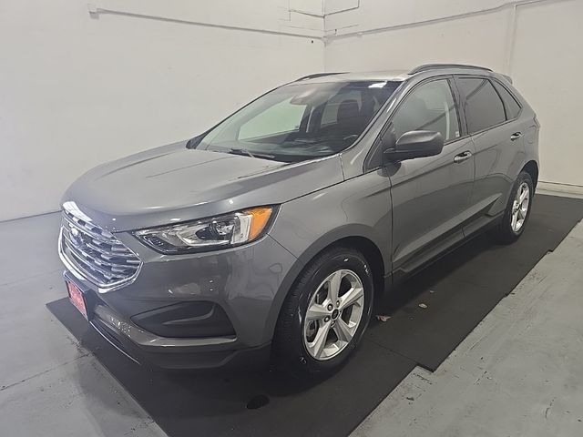 2021 Ford Edge SE