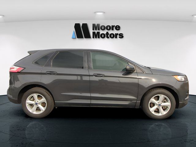 2021 Ford Edge SE