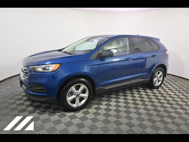 2021 Ford Edge SE