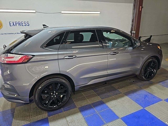 2021 Ford Edge 