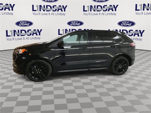 2021 Ford Edge 