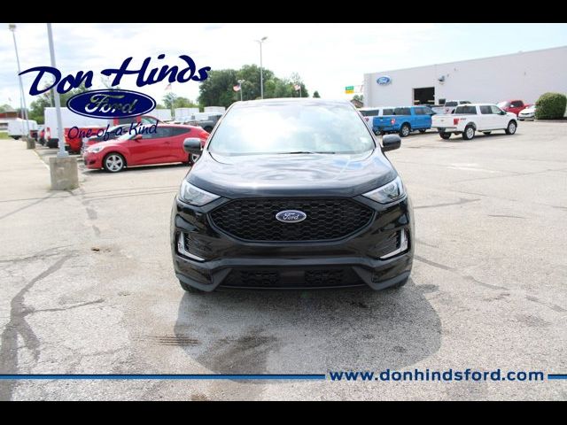 2021 Ford Edge 