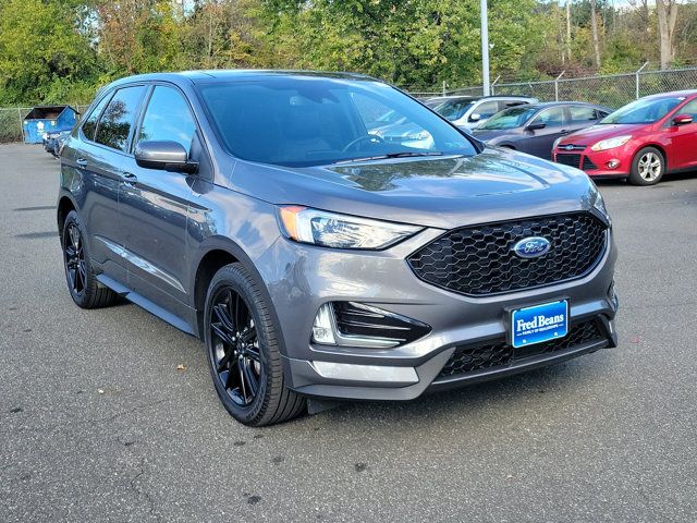 2021 Ford Edge ST Line