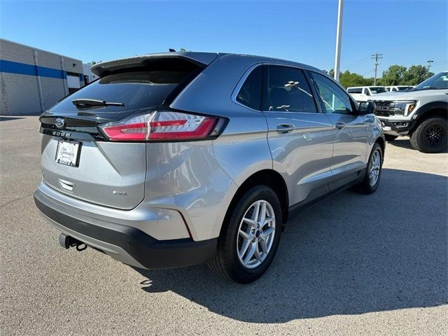 2021 Ford Edge 