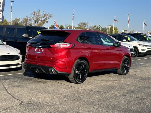 2021 Ford Edge ST