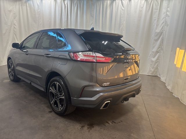 2021 Ford Edge ST