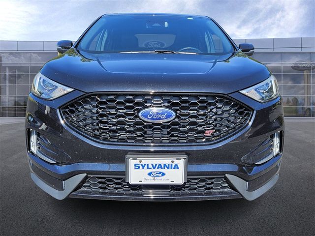 2021 Ford Edge ST