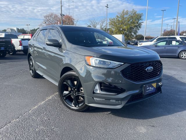 2021 Ford Edge ST