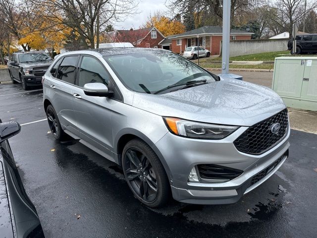 2021 Ford Edge ST