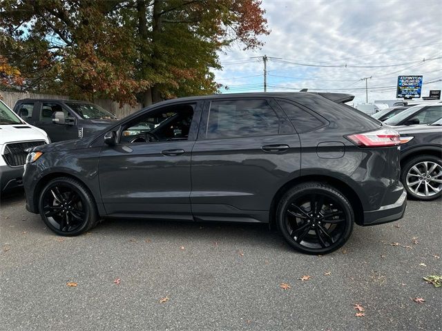 2021 Ford Edge ST