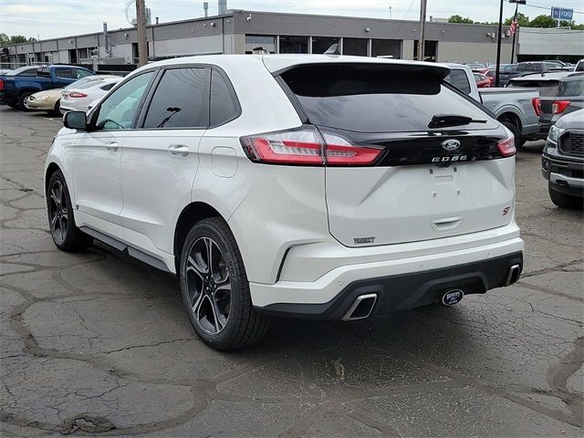 2021 Ford Edge ST