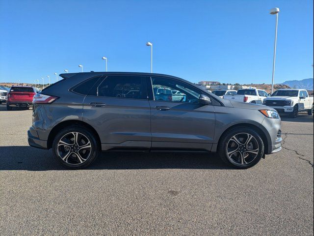 2021 Ford Edge ST