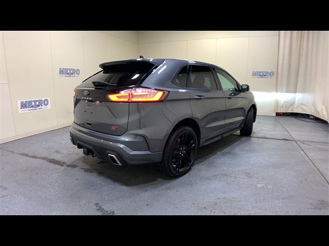 2021 Ford Edge ST