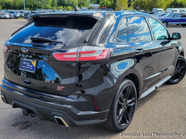 2021 Ford Edge ST