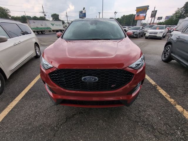 2021 Ford Edge ST